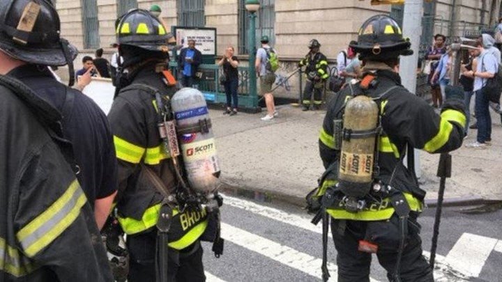 Eκτροχιασμός συρμού του μετρό στη Νέα Υόρκη (βίντεο)